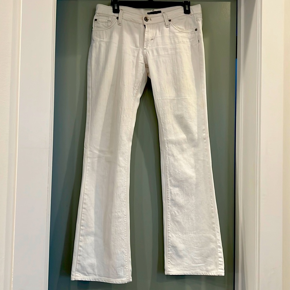White James Jeans Dry Aged Denim  - perfect for spring!